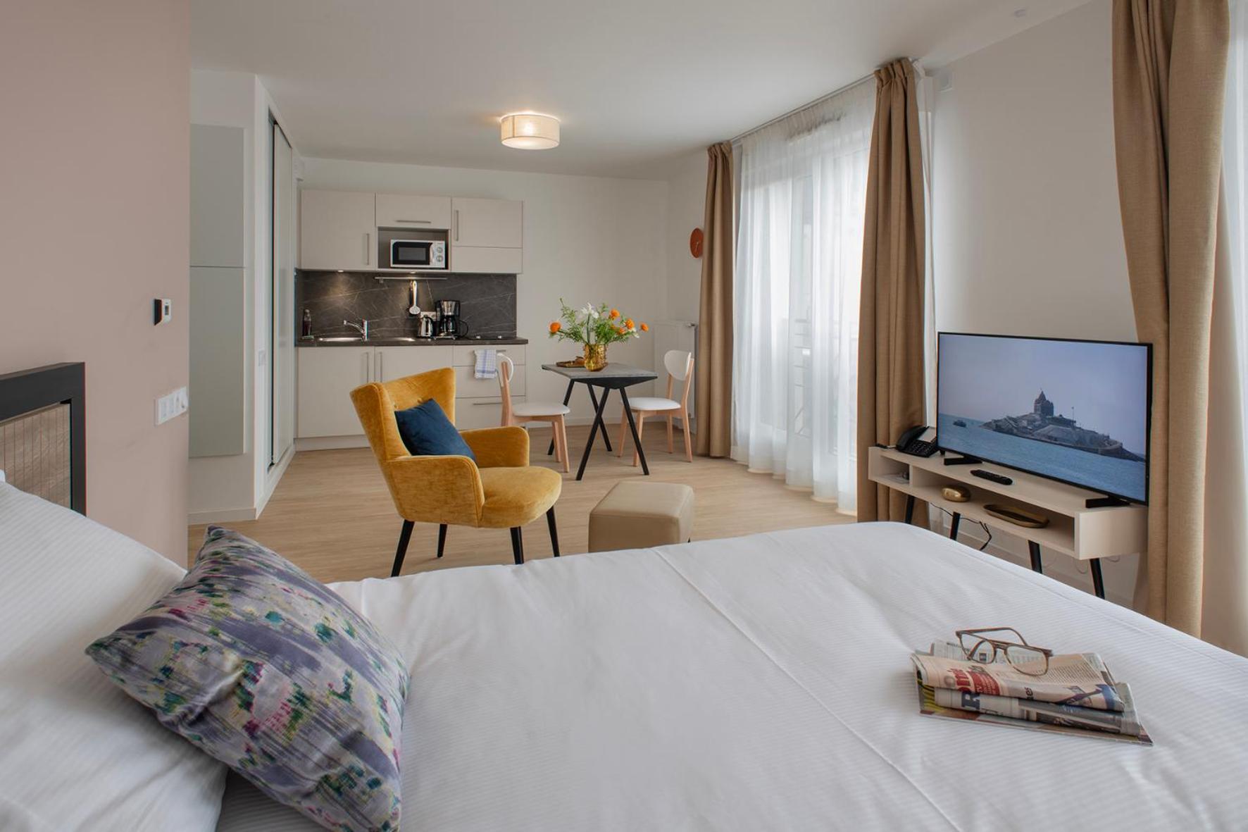 Domitys - Le Beryl Aparthotel Saint-Ouen  Bagian luar foto